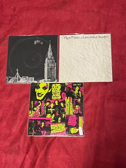 Un lot de trois vinyles, alien et sex fiend,...