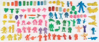 GOLDORAK. A set of 8 new figurines, 2004....