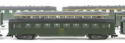 HORNBY. A set of 7 SNCF forestry cars and...