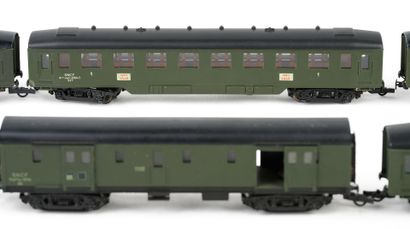 HORNBY. A set of 4 Paris–Lille forest cars...
