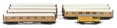 HORNBY. A set of 7 English LNER sleeping...