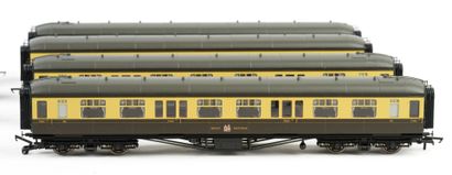 HORNBY. A set of 7 English PULLMAN cars +...