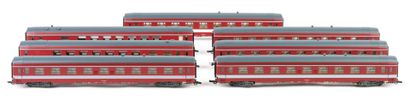 ROCO. A set of 7 cars, including passenger...
