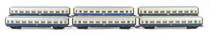 HORNBY. A set of 6 DB Rheingold cars, without...