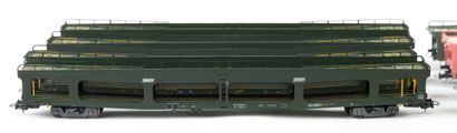 HERIS. A set of 8 car-carrying railcars,...