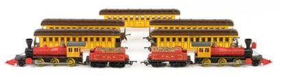 TRIANG. A set of 5 smoking cars, 2 Davy Crockett...