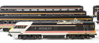 HORNBY. An INTERCITY train set consisting...
