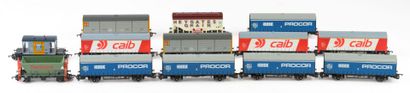 HORNBY. A set of 13 assorted freight cars,...