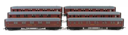 HORNBY. A set of 6 red sleeper cars, without...