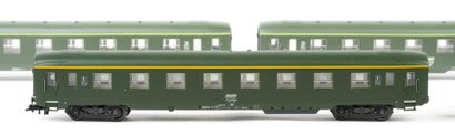 LIMA. A set of 5 SNCF cars, 1st and 2nd class,...