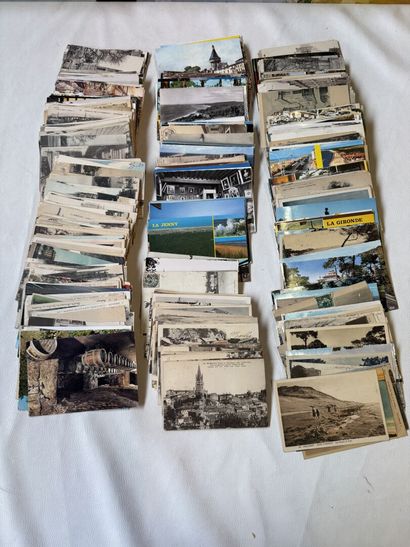 DEPARTEMENT 33, lot de 627 cartes postales...