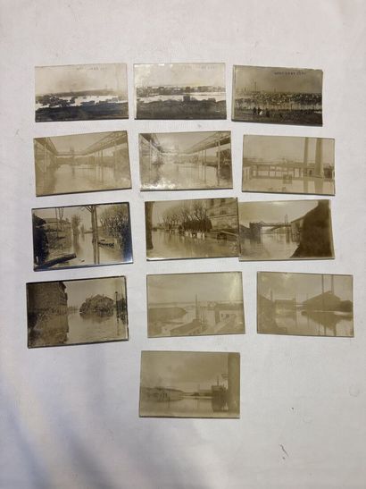 VITRY, lot de 13 cartes photos sur la co...
