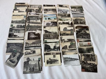 PARIS ET ALENTOURS, lot de 224 cartes sur...