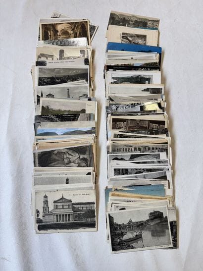 ITALIE, lot de 245 cartes sur divers communes...