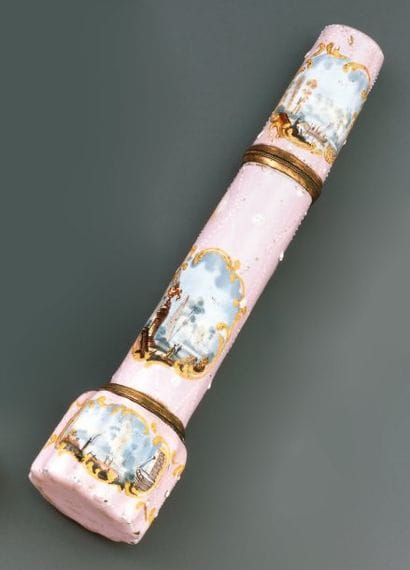 Etui probablement à écrire, genre Baradelle,...