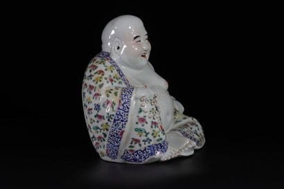 China Large famille rose porcelain Buddha...