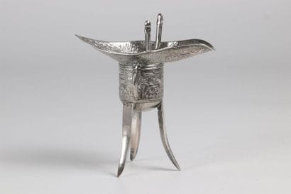 China solid silver wine cup with archaic...