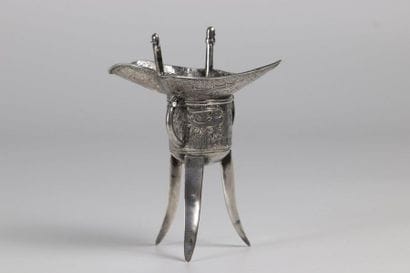 China solid silver wine cup with archaic...