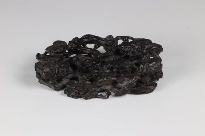 China carved wooden brush holder Qing period
Sizes:...
