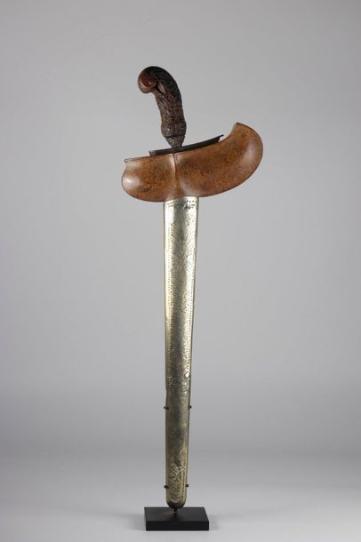 Asia knife (Kriss) in carved wood and its...