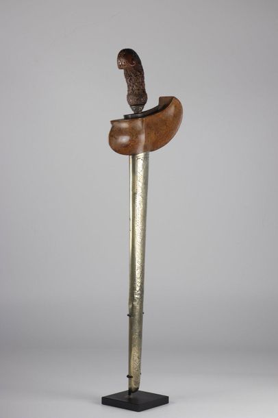 Asia knife (Kriss) in carved wood and its...