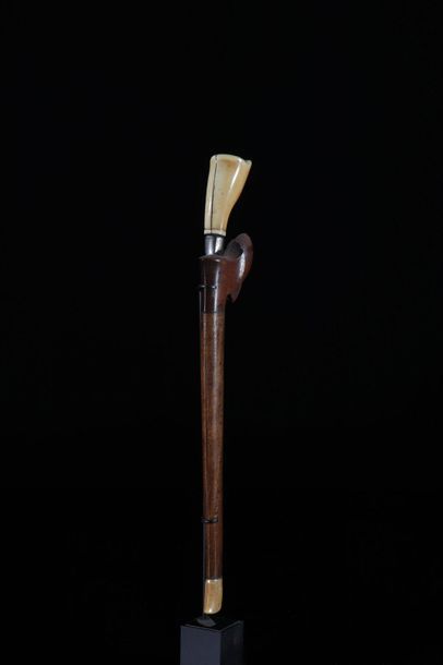 Asia knife with ivory handle and its 19th...