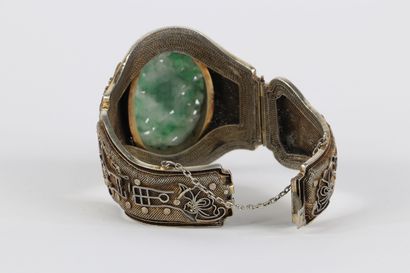 Chine somptueux bracelet surmonté d'un jade...