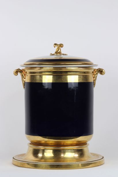 Meissen rafraichissoir à caviar en porcelaine...