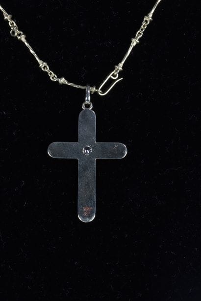 Croix pendentif FABERGÉ - Or jaune et émail...