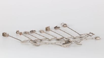 CHINE, Lot de 12 timbales/gobelets et cuillères...