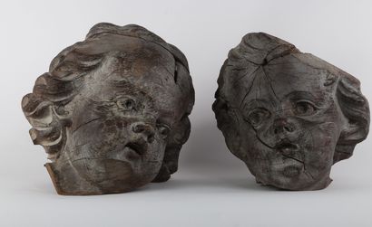 Têtes de Putti en bois sculpté époque Barroque...