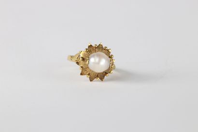 Bague en or jaune (14k) et perle d'eau douce
Dimensions:...