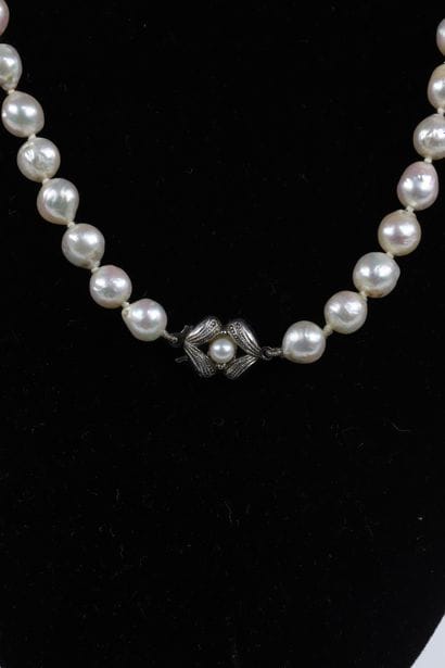 Collier en perle fine
Région: CHINE
Dimensions:...