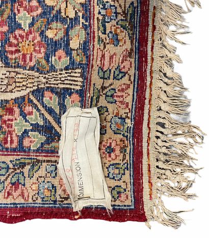 Tapis KIRMAN-RAVER (Perse) décor de vaches...
