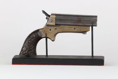Revolver 4 canons, XIXe mécanisme fonctionnel
Dimensions:...