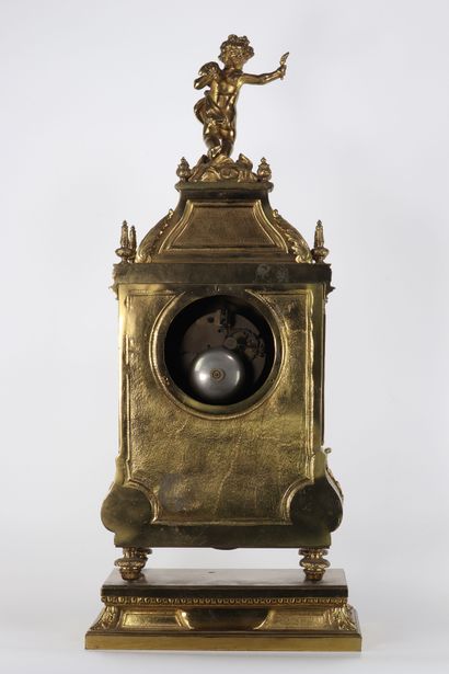 Imposante pendule et son socle en bronze...