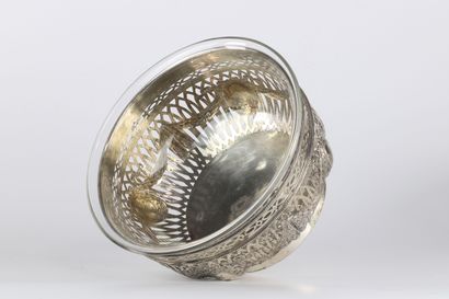 Lot de 3 coupes en argent de style Louis...