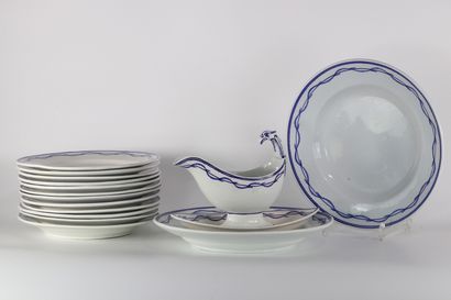 Lot d'assiettes en porcelaine de Tournai...