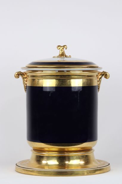 Meissen rafraichissoir à caviar en porcelaine...