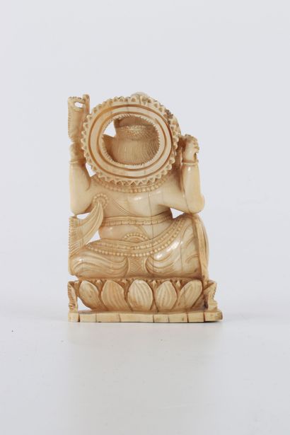 Inde Ganesh sculpté 1900
Région: INDE
Dimensions:...