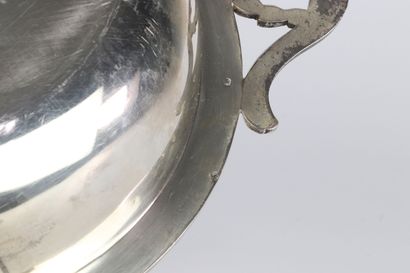 Légumier en argent poinçon minerve 1er titre
Dimensions:...
