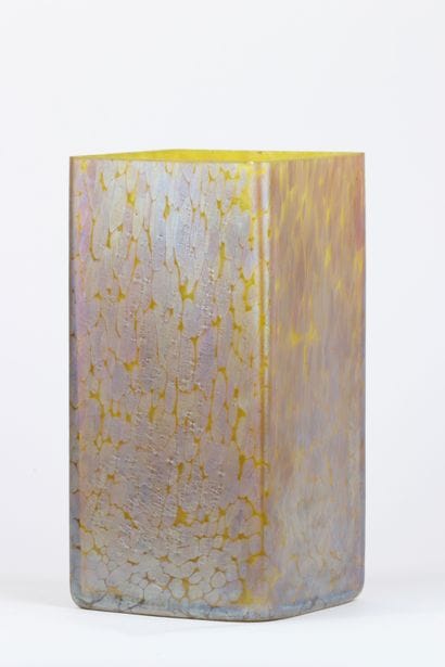 Vase dans l'esprit de Loetz 20ème
Région:...