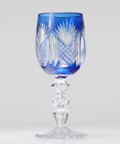 Val Saint Lambert coupe sur pied taille riche
Poids:...