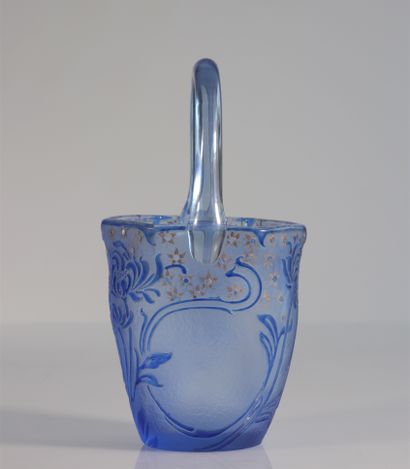 Panier en verre gravé Daum 