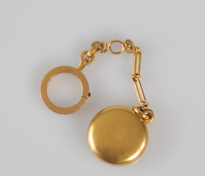 Boussole en or jaune (18k) et chaine (18.2gr)
Poids:...