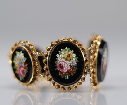 Bracelet en or jaune (18k) et plaque en micro...