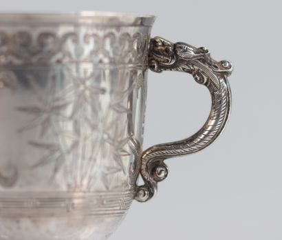 Chine théière et tasse en argent
Poids: 390...