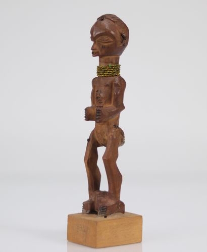 Bena Lulua ancienne figurine RDC bois sculpté
Poids:...