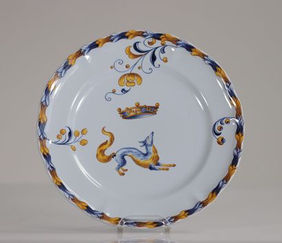 Ensemble de 6 assiettes + 1 compotier, décor...