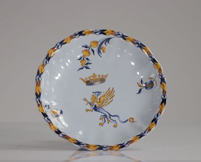 Ensemble de 6 assiettes + 1 compotier, décor...